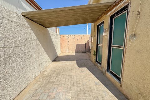Warehouse in Al Qusais, Dubai, UAE 1393.5 sq.m. № 567174 - photo 13