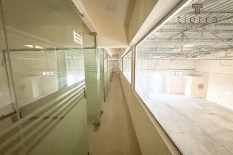 Warehouse in Al Qusais, Dubai, UAE 1393.5 sq.m. № 567174 - photo 10