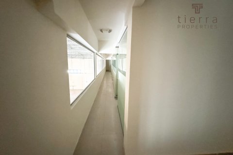Warehouse in Al Qusais, Dubai, UAE 1393.5 sq.m. № 567174 - photo 9