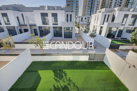 Maison de ville à louer à Al Furjan, Dubai, EAU 4 chambres, 336 m2 № 573938 - photo 2