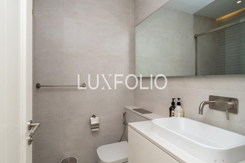 Apartment in Old Town, Dubai, UAE 3 bedrooms, 200 sq.m. № 627465 - photo 16