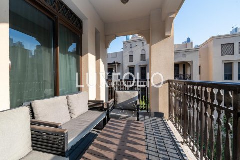 Apartment in Old Town, Dubai, UAE 3 bedrooms, 200 sq.m. № 627465 - photo 8