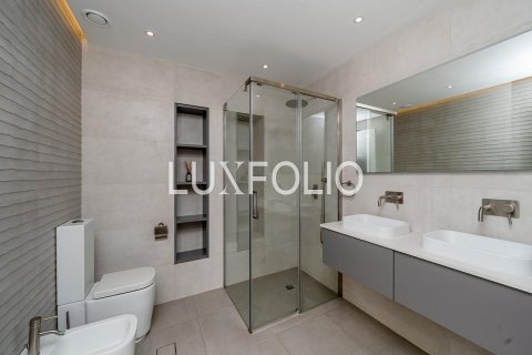 Apartment in Old Town, Dubai, UAE 3 bedrooms, 200 sq.m. № 627465 - photo 9