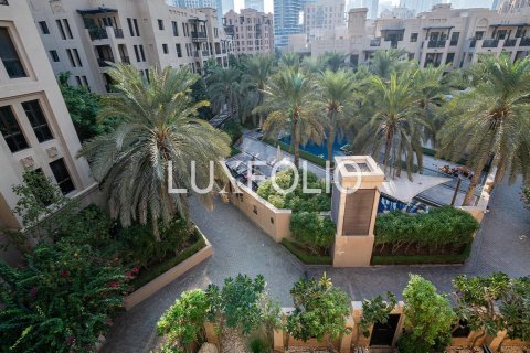 Apartment in Old Town, Dubai, UAE 3 bedrooms, 200 sq.m. № 627465 - photo 7