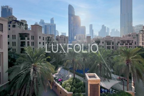 Apartment in Old Town, Dubai, UAE 3 bedrooms, 200 sq.m. № 627465 - photo 6