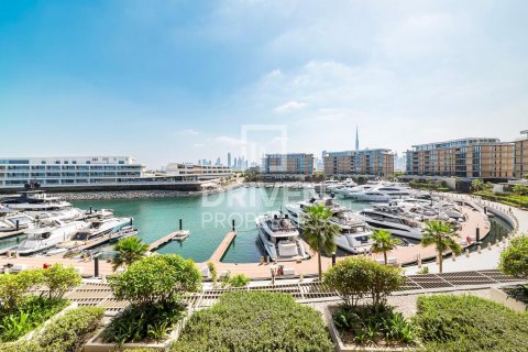 Apartmen di Jumeirah, Dubai, UAE 2 bilik tidur, 209 meter persegi № 601552 - foto 13