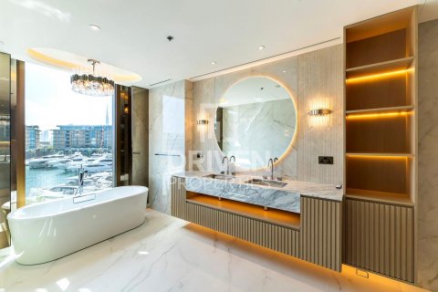 Apartmen di Jumeirah, Dubai, UAE 2 bilik tidur, 209 meter persegi № 601552 - foto 17