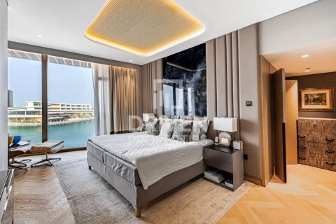 Apartment in Jumeirah, Dubai, UAE 3 bedrooms, 251 sq.m. № 601551 - photo 13