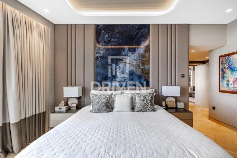 Apartment in Jumeirah, Dubai, UAE 3 bedrooms, 251 sq.m. № 601551 - photo 14