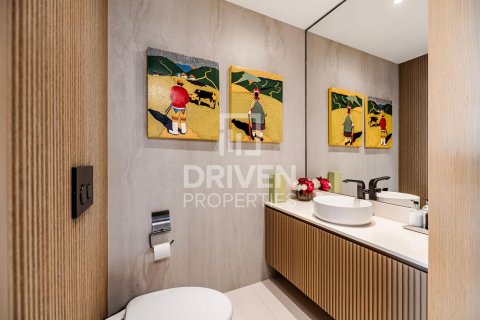 Apartment in Jumeirah, Dubai, UAE 3 bedrooms, 251 sq.m. № 601551 - photo 9