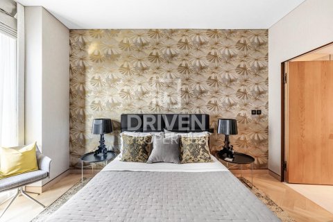Apartment in Jumeirah, Dubai, UAE 3 bedrooms, 251 sq.m. № 601551 - photo 5