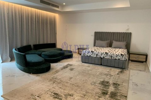 Shtëpi në qytet në Al Hamra Village, Ras Al Khaimah, Emiratet e Bashkuara Arabe 7 dhoma gjumi, 929 m2. № 633322 - Foto 12