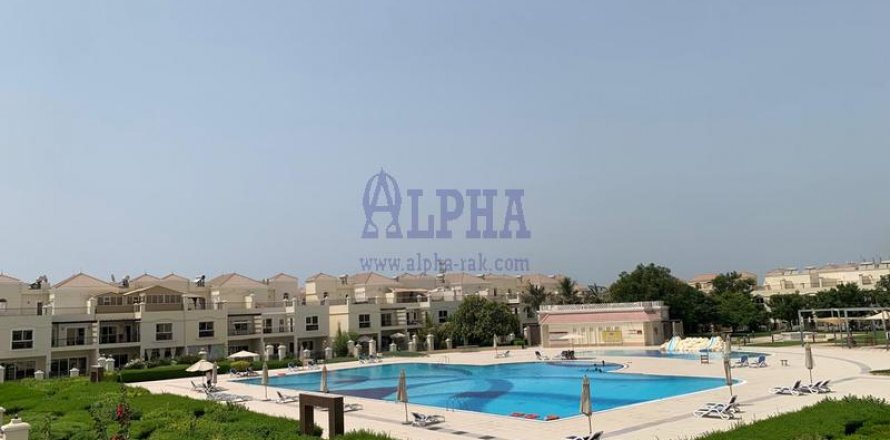 Shtëpi në qytet në Al Hamra Village, Ras Al Khaimah, Emiratet e Bashkuara Arabe 7 dhoma gjumi, 929 m2. № 633322