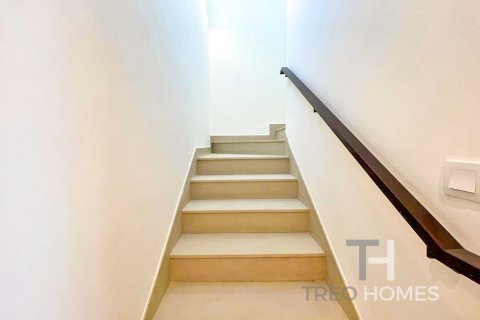 Townhouse in Dubai South (Dubai World Central), UAE 3 bedrooms, 181 sq.m. № 586772 - photo 12