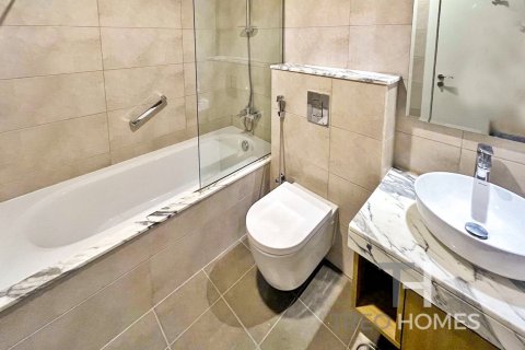 Apartament në Business Bay, Dubai, Emiratet e Bashkuara Arabe 2 dhoma gjumi, 75 m2. № 586773 - Foto 6