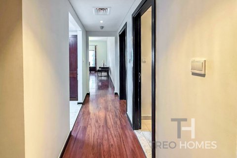 Apartmen di Jumeirah Lake Towers, Dubai, UAE 1 bilik tidur, 91 meter persegi № 586769 - foto 2