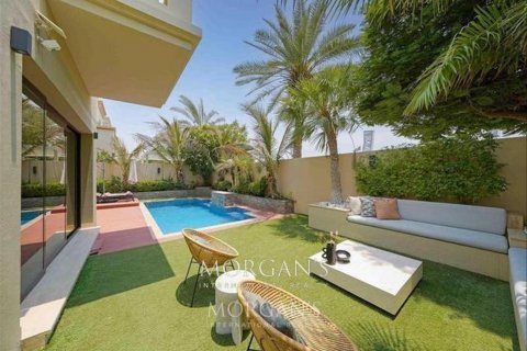 Villa in Arabian Ranches 2, Dubai, UAE 4 bedrooms, 405 sq.m. № 541444 - photo 41