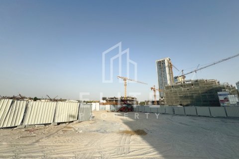Land in Jumeirah Village Circle, Dubai, UAE № 620274 - photo 4