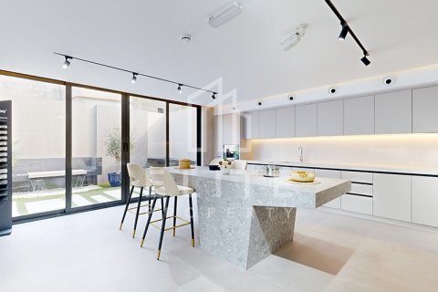 Müüa ärikinnisvara asukohaga Al Quoz, Dubai, AÜE: 2323 m² Nr 620272 - pilt 15