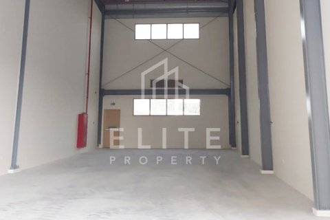 Warehouse in Dubai Investment Park, UAE 4873 sq.m. № 620270 - photo 5