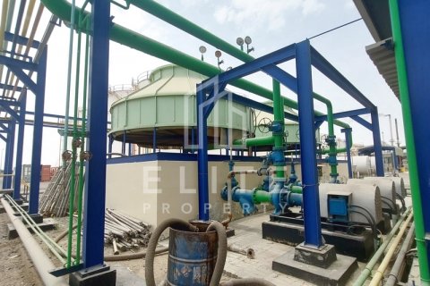 Hamriyah Free Zone、Sharjah、UAE にある工場販売中 2052 m2、No620275 - 写真 8