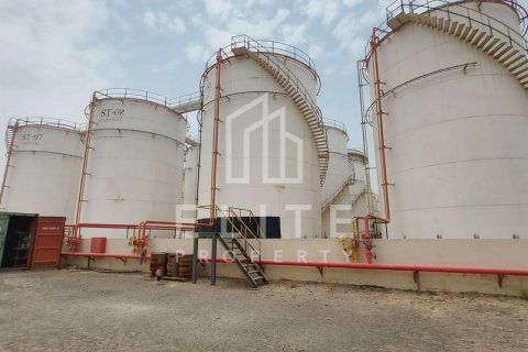 Hamriyah Free Zone、Sharjah、UAE にある工場販売中 2052 m2、No620275 - 写真 12