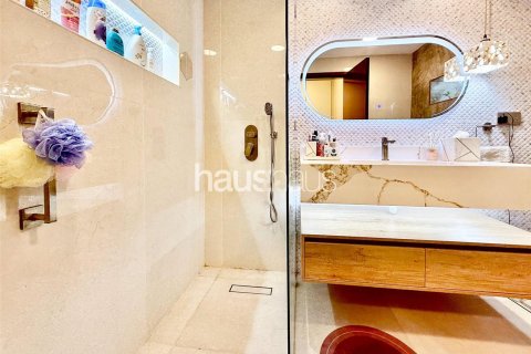 Apartment in Jumeirah Beach Residence, Dubai, UAE 3 bedrooms, 175 sq.m. № 625987 - photo 11