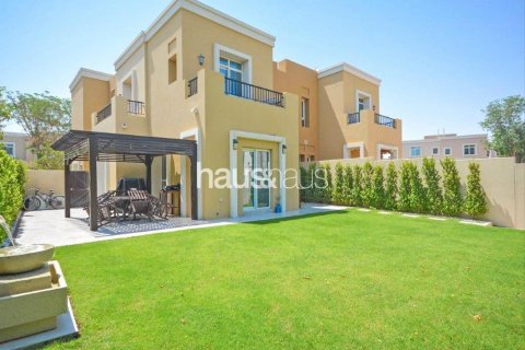 Villa in Arabian Ranches, Dubai, UAE 3 bedrooms, 253 sq.m. № 625828 - photo 2
