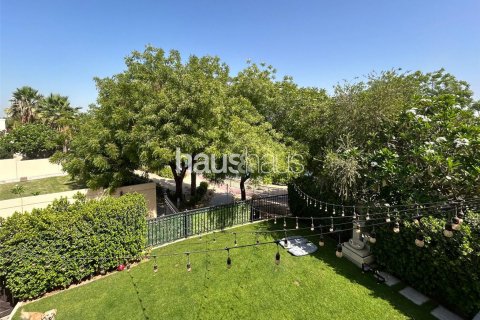 Villa in Arabian Ranches, Dubai, UAE 3 bedrooms, 253 sq.m. № 625828 - photo 11