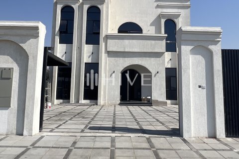 阿联酋 Dubai 待租 : 5 卧, 1386.3 平方米 , 编号577634 - 照片 1