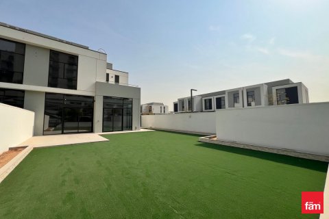 Al Furjan, Dubai, UAE의 임대용 타운하우스 침실 4개, 400.4제곱미터 번호 632924 - 사진 16