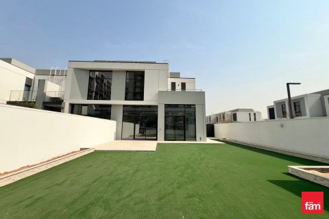 Al Furjan, Dubai, UAE의 임대용 타운하우스 침실 4개, 400.4제곱미터 번호 632924 - 사진 30