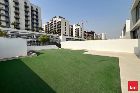Al Furjan, Dubai, UAE의 임대용 타운하우스 침실 4개, 400.4제곱미터 번호 632924 - 사진 11