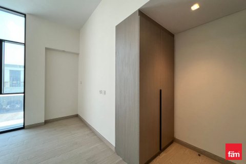 Al Furjan, Dubai, UAE의 임대용 타운하우스 침실 4개, 400.4제곱미터 번호 632924 - 사진 18