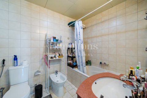 Apartmen di Jumeirah Lake Towers, Dubai, UAE 1 bilik tidur, 75.29973956 meter persegi № 583679 - foto 11