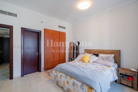 Apartmen di Jumeirah Lake Towers, Dubai, UAE 1 bilik tidur, 75.29973956 meter persegi № 583679 - foto 12