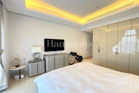 Appartamento in affitto a Palm Jumeirah, Dubai, EAU 3 camere da letto, 161.91970967 mq. № 583677 - foto 1