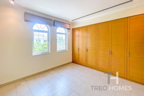 Villa para arrendamento em Jumeirah Park, Dubai, EAU 4 quartos, 314 m2 № 595576 - foto 16