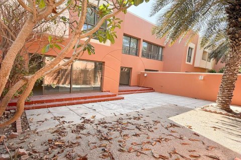 Vila v Abu Dhabi, SAE 4 ložnice, 362 m² Č.: 615137 - fotografie 21