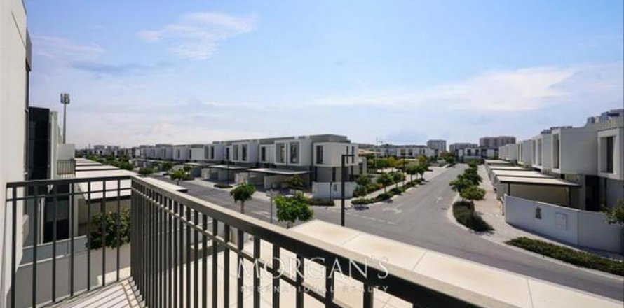 Shtëpi në qytet në Al Furjan, Dubai, Emiratet e Bashkuara Arabe 4 dhoma gjumi, 228.2 m2. № 534265