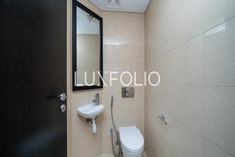 Apartmen di Jumeirah Lake Towers, Dubai, UAE 1 bilik tidur, 120 meter persegi № 628168 - foto 15