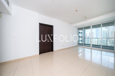 Apartmen di Jumeirah Lake Towers, Dubai, UAE 1 bilik tidur, 120 meter persegi № 628168 - foto 3