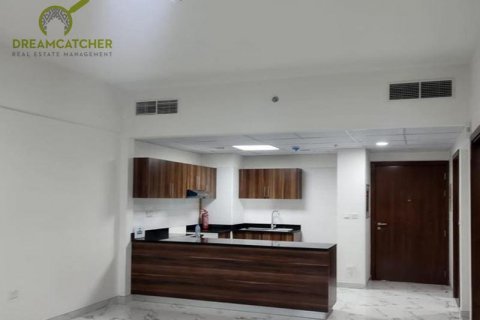 Apartment in Al Hamra Village, Ras Al Khaimah, UAE 1 bedroom, 76 sq.m. № 588589 - photo 6