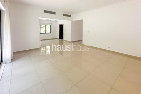 Vilë në Arabian Ranches 2, Dubai, Emiratet e Bashkuara Arabe 4 dhoma gjumi, 300 m2. № 626769 - Foto 2