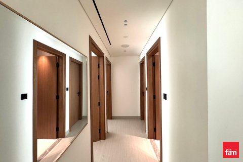 Пәтер Дубай, БАӘ-да 2 жатын бөлмелер, 192.1 м² № 621521 - фото 3