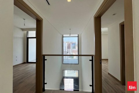 Vilë në Al Furjan, Dubai, Emiratet e Bashkuara Arabe 4 dhoma gjumi, 529.4 m2. № 621496 - Foto 3