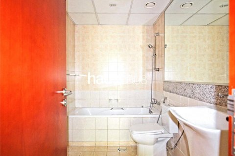 Apartment in Greens, Dubai, UAE 2 bedrooms, 105 sq.m. № 625453 - photo 8