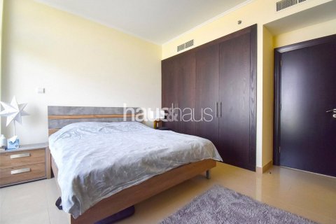 Apartment in The Views, Dubai, UAE 1 bedroom, 84 sq.m. № 625452 - photo 4