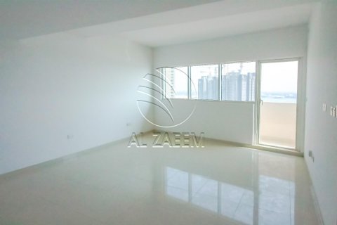 Apartment in Al Reem Island, Abu Dhabi, UAE 3 bedrooms, 145 sq.m. № 615103 - photo 4