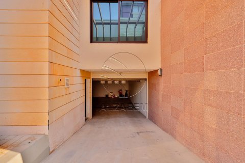Vilë në Al Bateen, Abu Dhabi, Emiratet e Bashkuara Arabe 5 dhoma gjumi, 502 m2. № 615470 - Foto 24